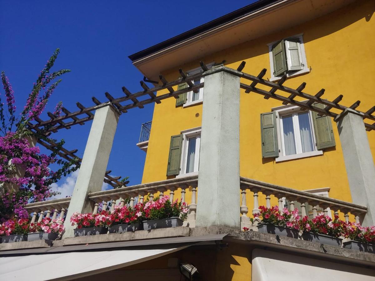 Appartamenti Baia Azzurra 5. Torbole Sul Garda Extérieur photo