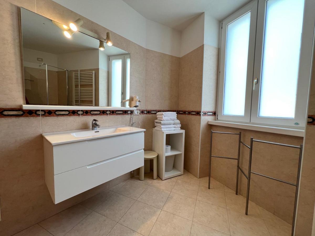 Appartamenti Baia Azzurra 5. Torbole Sul Garda Extérieur photo