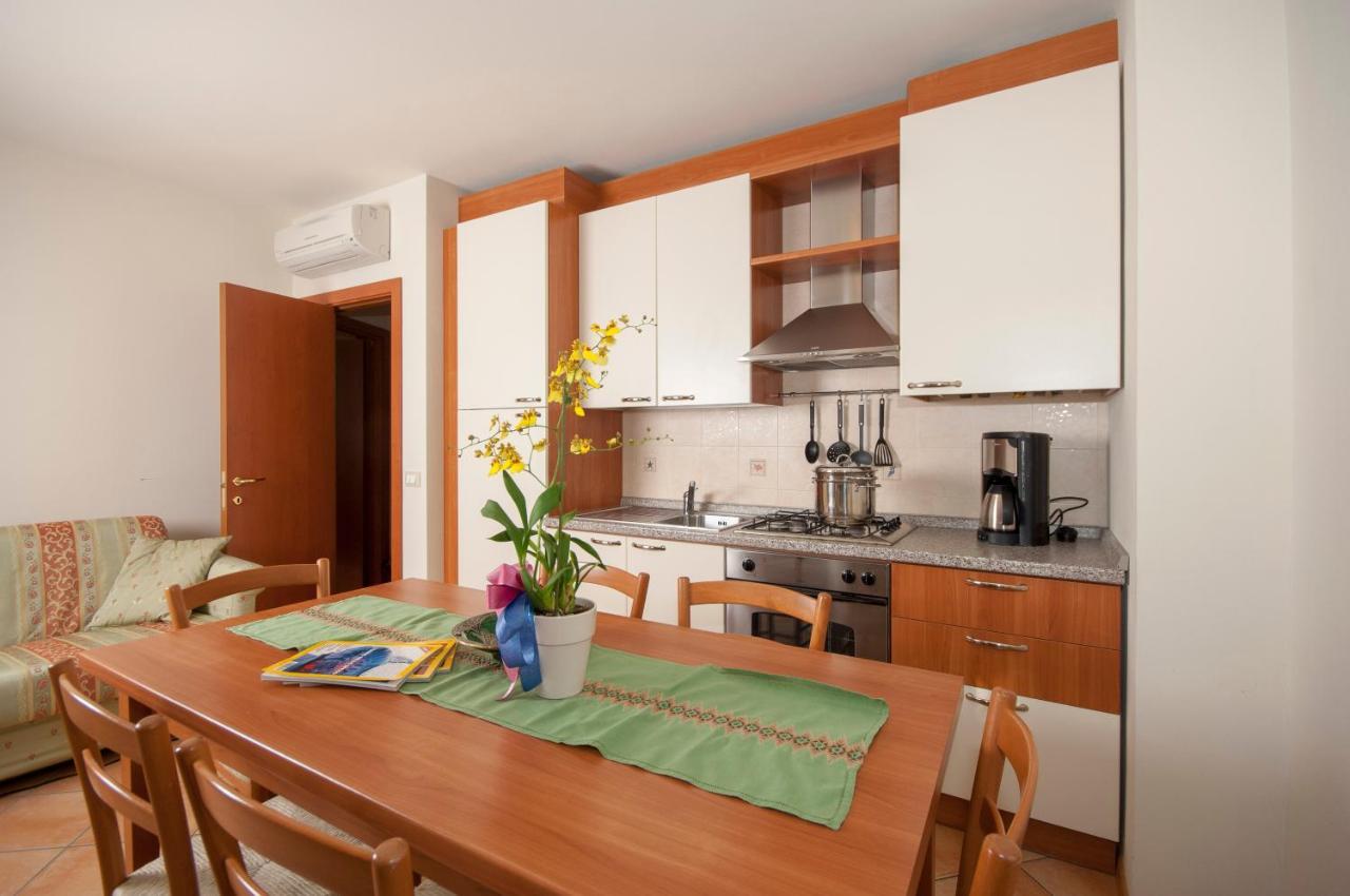 Appartamenti Baia Azzurra 5. Torbole Sul Garda Extérieur photo